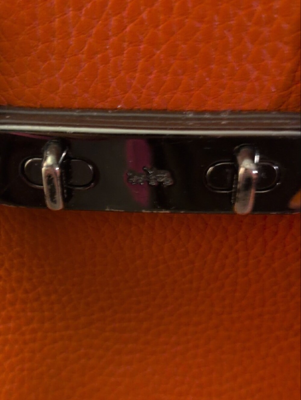 Coach Swagger 27 Pebbled Leather Satchel in Deep Coral L1621-34816 - Picture 3 of 14